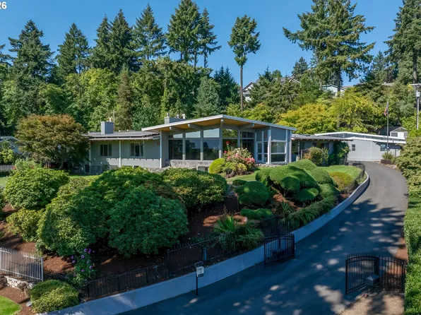 6306 E Evergreen Blvd, Vancouver, WA 98661