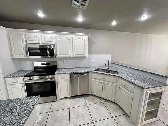 4th image of 6612 NW Euclid Ave