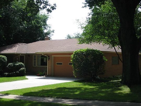 2nd image of 1214 Arden Ave