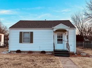 1212 Johnstown Ave, Salina, KS 67401