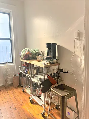 Rented by Virtual Real Estate | media 33