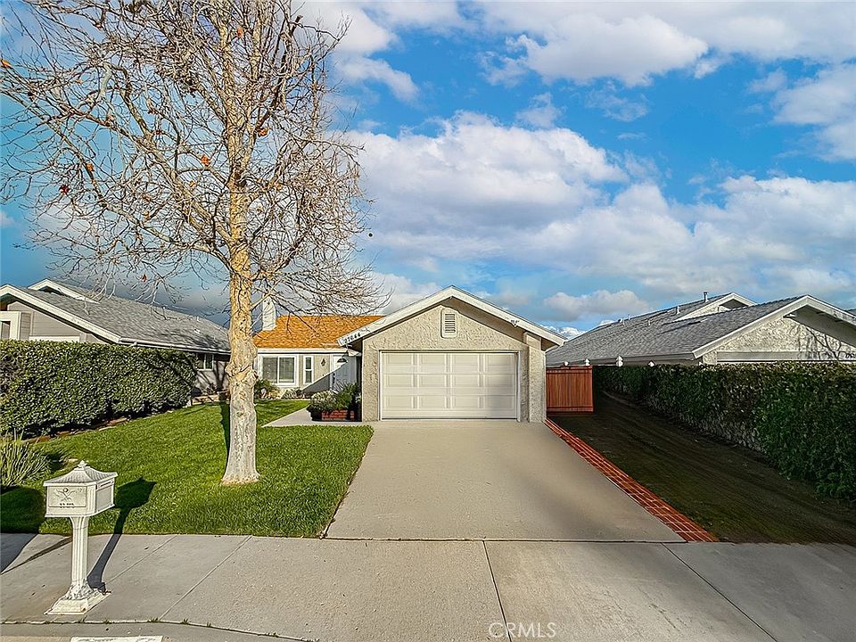 1st image of 27644 Sycamore Creek Dr