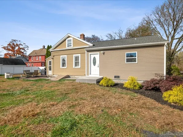 9 Richard Road, East Hartford, CT 06108