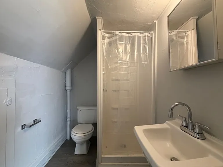 402 Fritz Ave W — Photo 11