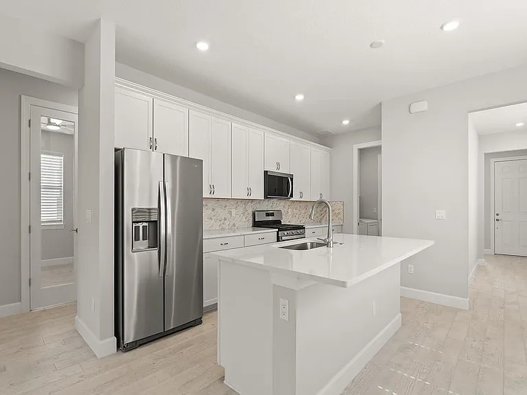4501 Nautilus Cir — Photo 4