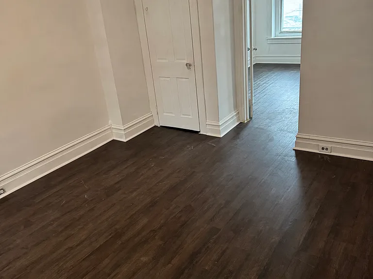 133 N 10th St #2 — Photo 3