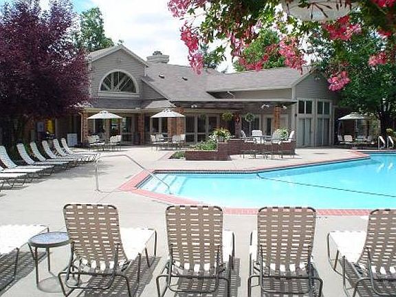 Sparkling Pool