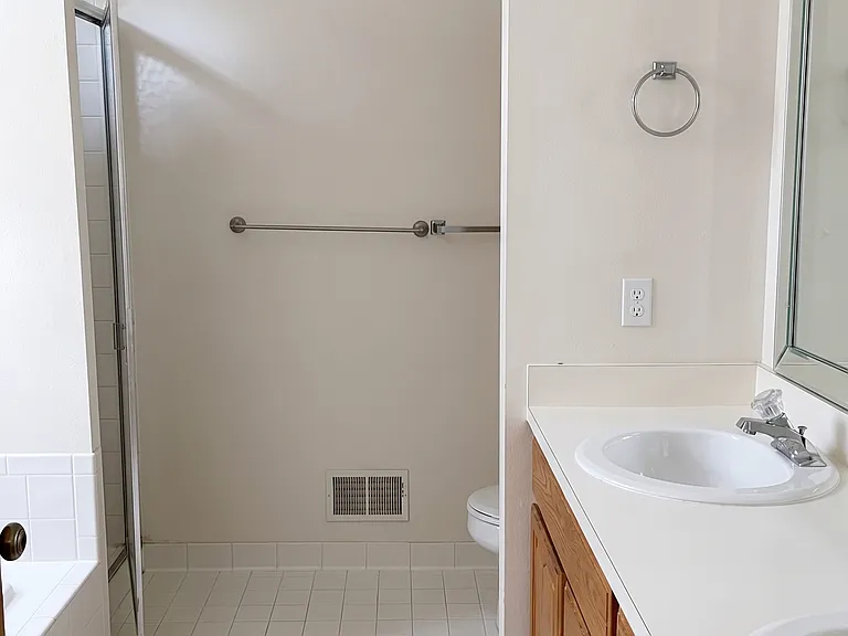 3217 Pinebluff Ct — Photo 24