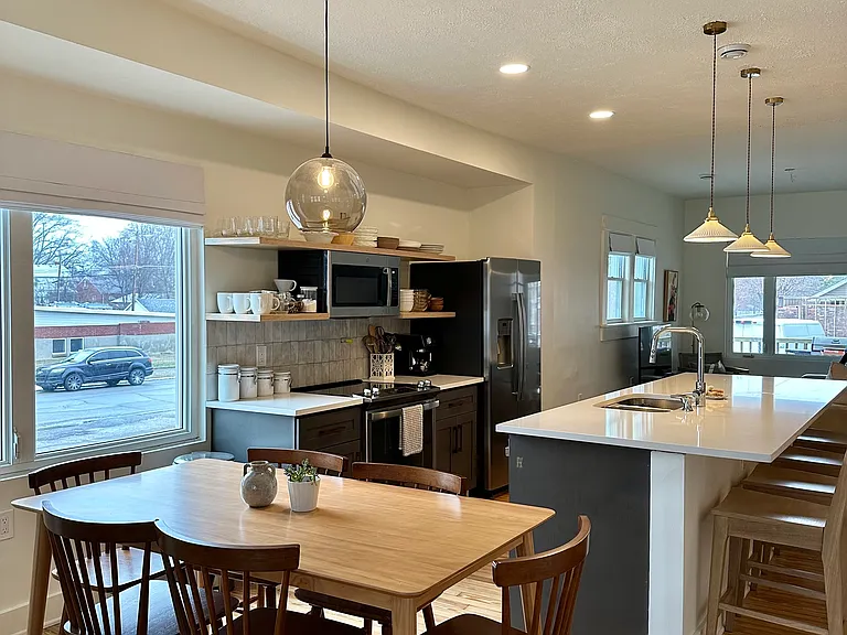 4008 W Broadway — Photo 15