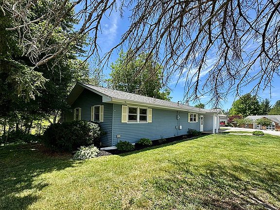 4th image of 165 Birch Rd