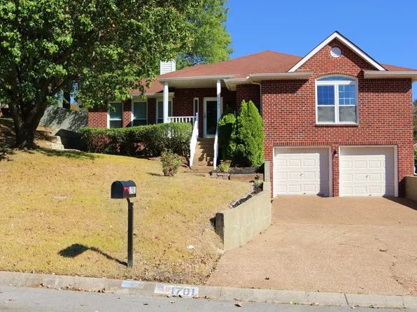 1701 Ridgemere Ct, Hermitage, TN 37076