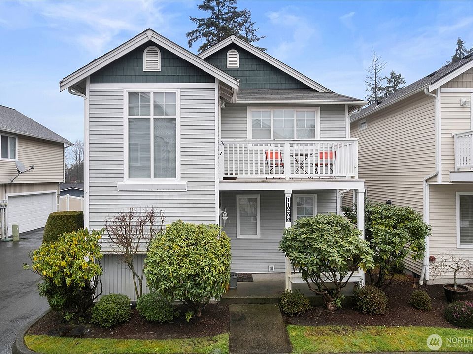 1st image of 11233 3rd Avenue Ct E