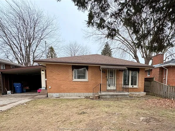 40 Dauw Ave, Chatham Kent, ON N8A 3N2