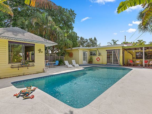 Gorgeous lap pool w tiki bar