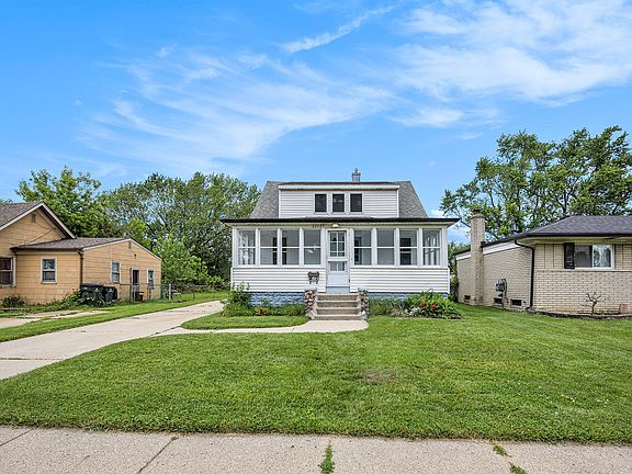 3rd image of 22427 Saint Gertrude St