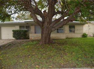 1837 Trent Dr, Arlington, TX 76010