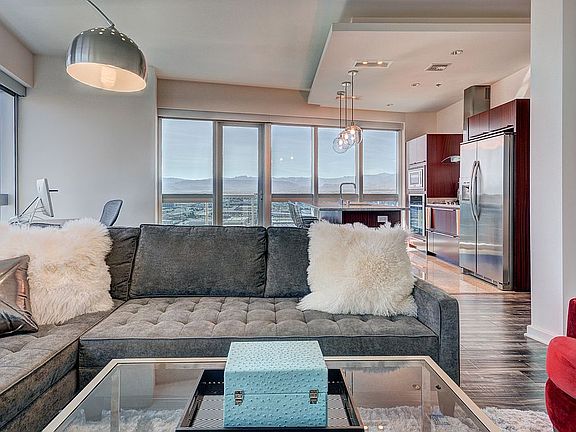 5th image of 4471 Dean Martin Dr Unit 3001