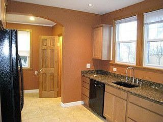 2nd image of 132 Wheaton Pl