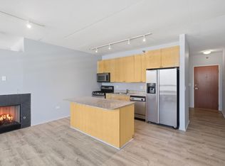 701 S Wells St APT 902, Chicago, IL 60607