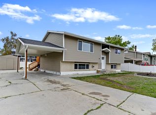 579 6th St, Ogden, UT 84404