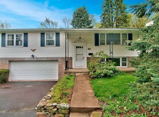 201 Sumner Ave, Clarks Summit, PA 18411