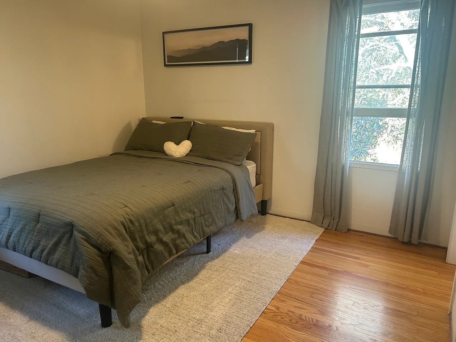 304 W Cota St — Photo 4