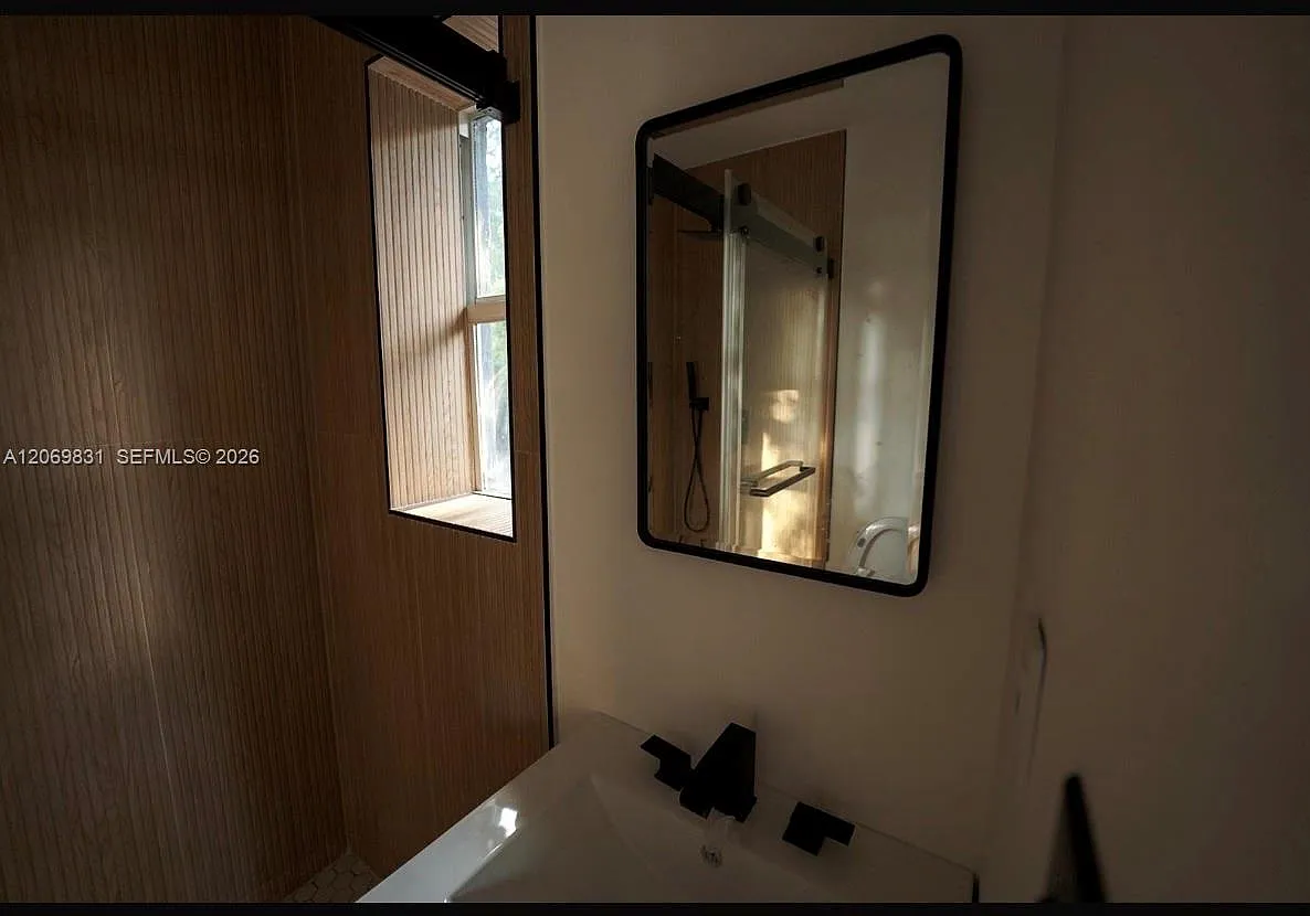 Sunny Acres — Photo 2