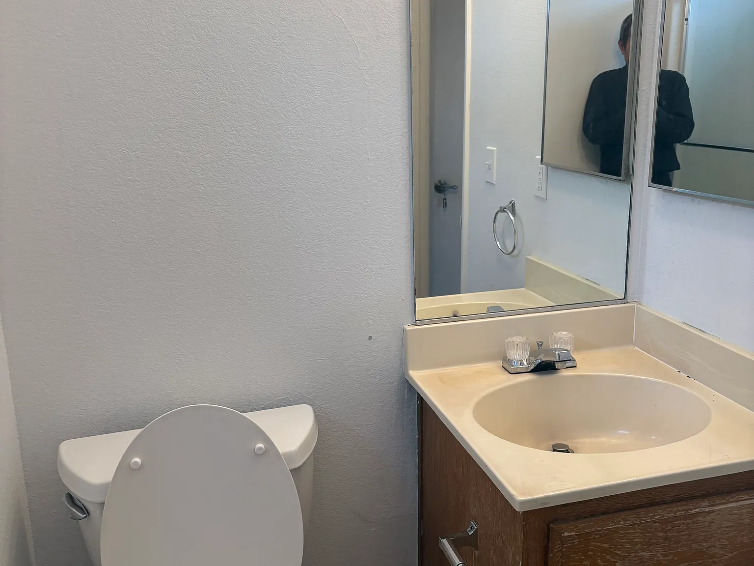 3 bed, 1400 sqft, $3,600 — Photo 2