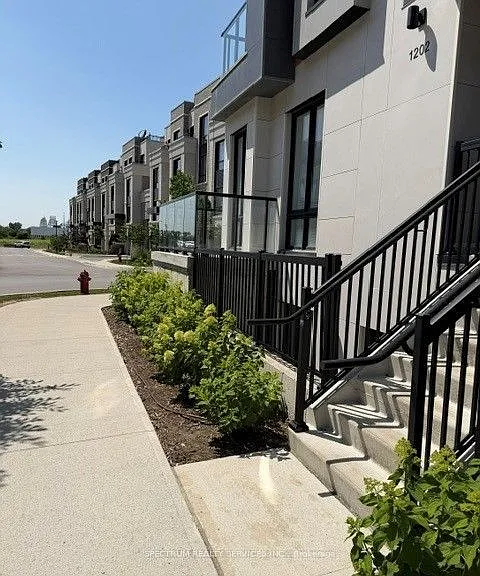 10 David Eyer Rd #1202 — Photo 3