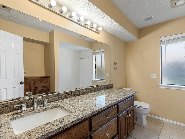4124 Camino Dr — Photo 15