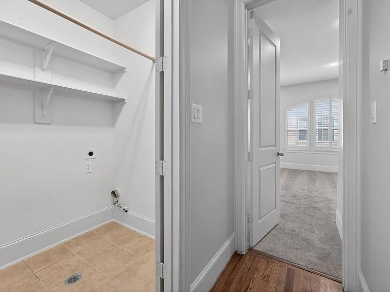931 W 23rd St #I — Photo 24