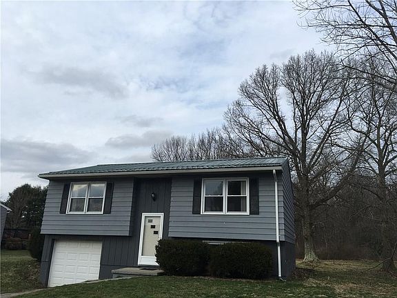 3rd image of 21758 Golden Dr