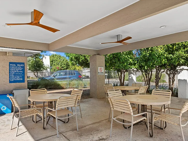 7005 N Barbados Pl — Photo 39