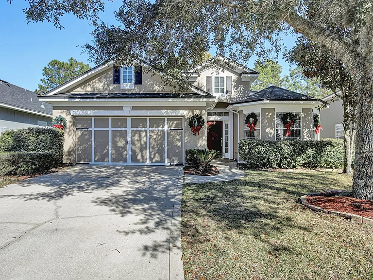 1808 Cross Pointe Way — Photo 1