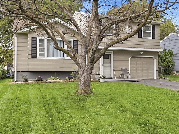3rd image of 113 Ardella St
