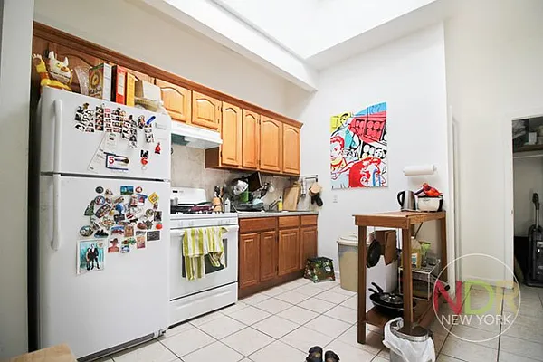 Rented by Next Door Realty NYC | media 21