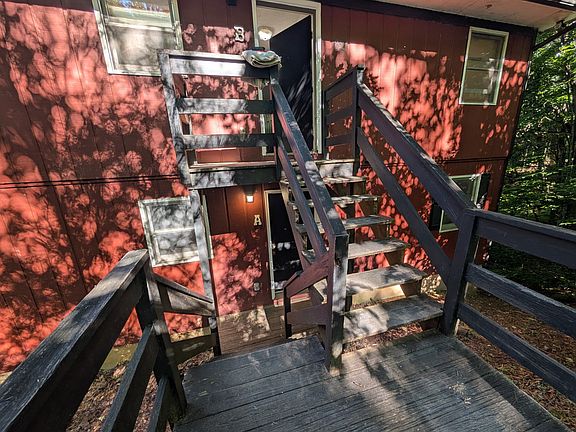 2nd image of 621 Margo Rd #A