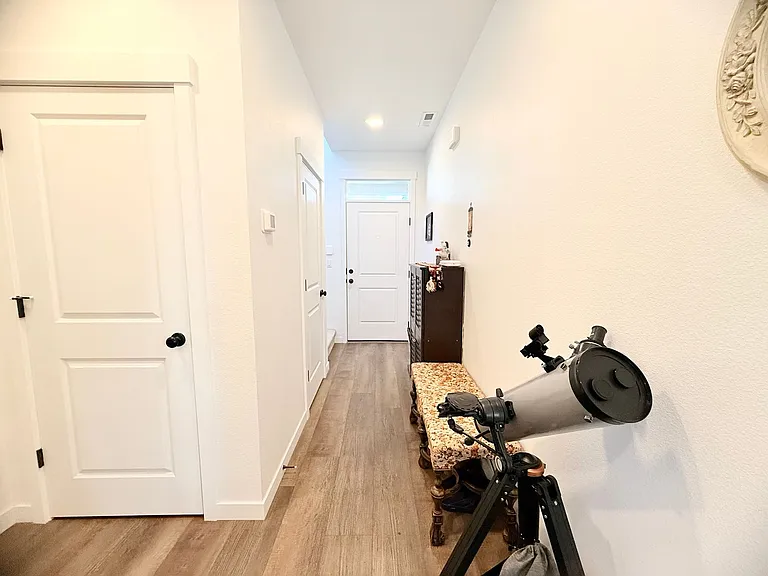 2923 S Ivy St — Photo 9