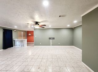 2830 Virginia Colony Dr, Webster, TX 77598
