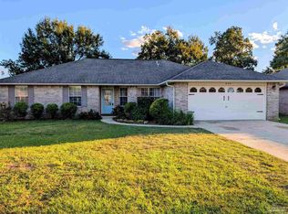829 Horsemens Path, Cantonment, FL 32533