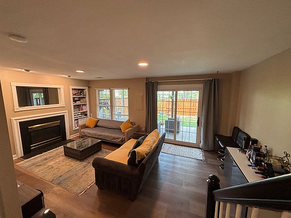 3rd image of 46566 River Meadows Ter