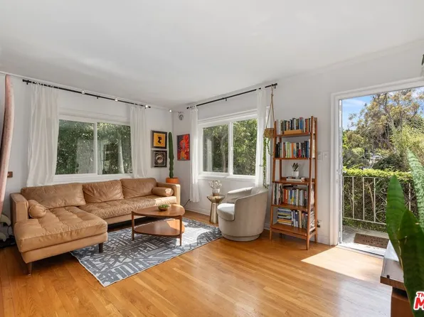717 Raymond Ave APT 4, Santa Monica, CA 90405