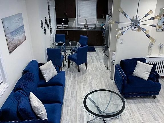 4th image of 1713 Avenue T #2