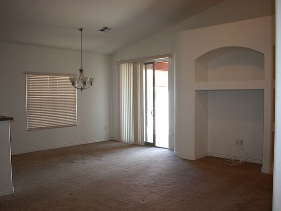 3rd image of 1169 E JARDIN Street
