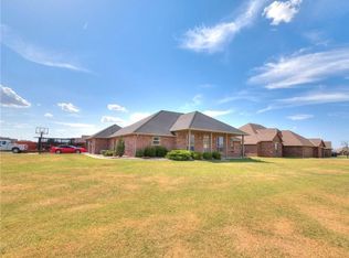 3523 Eastridge Cir NE, Piedmont, OK 73078