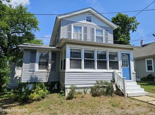 14 Short St, Keyport, NJ 07735