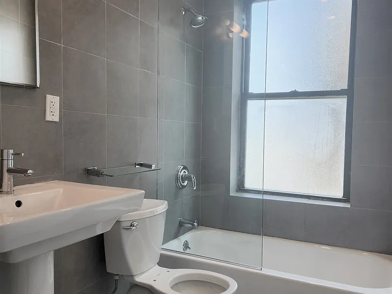 556 W 126th St #23 — Photo 3