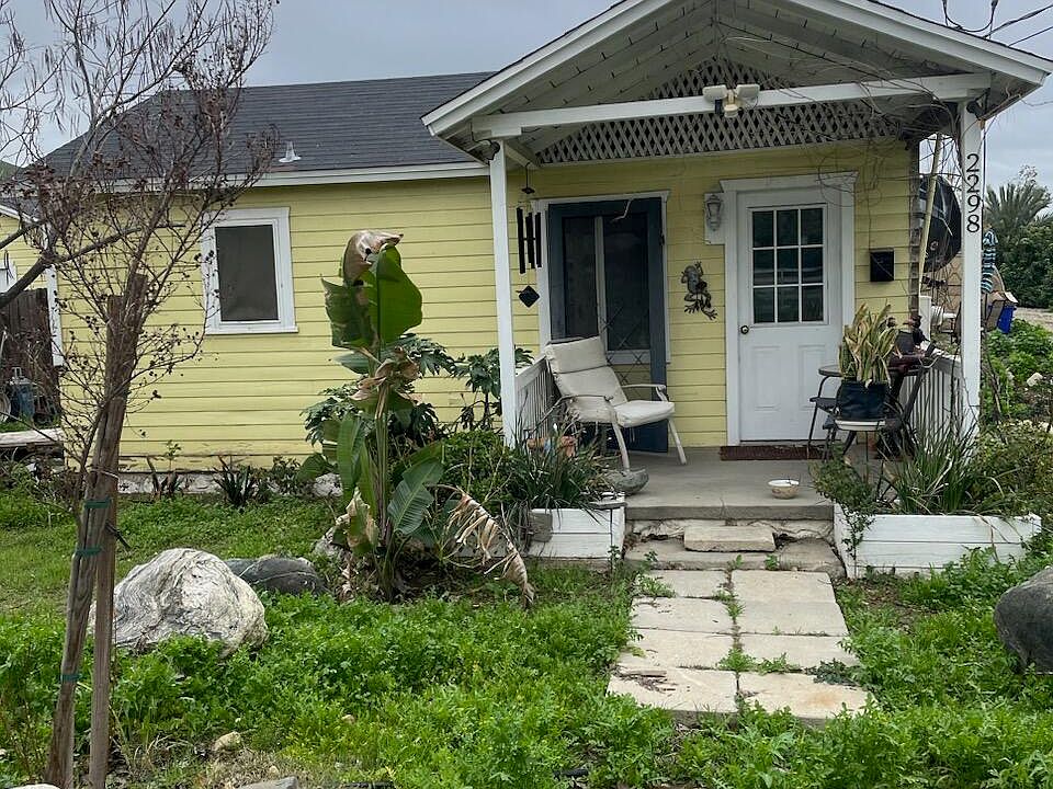 1st image of 2298 Mentone Ave