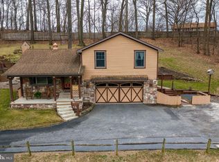 2009 Cider Press Rd, Manheim, PA 17545