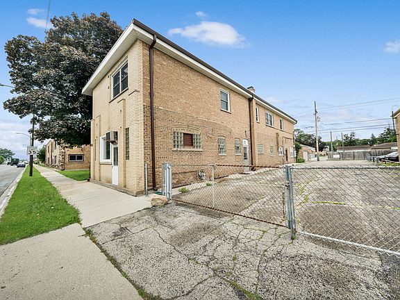 2nd image of 4227 S Harlem Ave #4